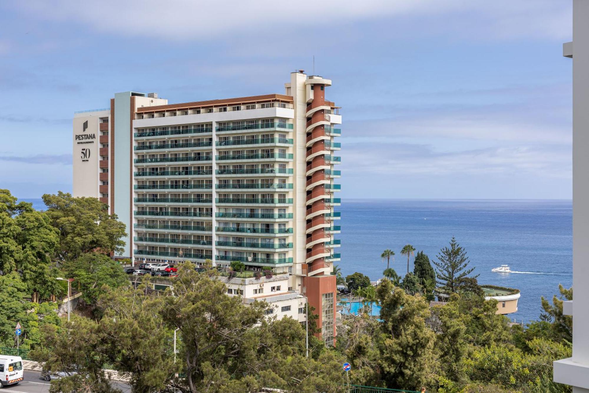 Vista Savoy By Rmz Lejlighed Funchal  Eksteriør billede